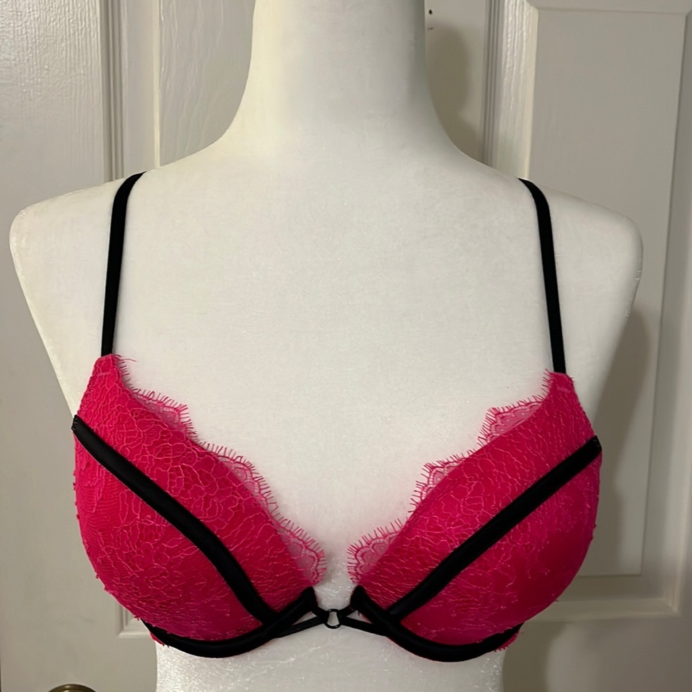 Victoria’s Secret Push-Up Bra